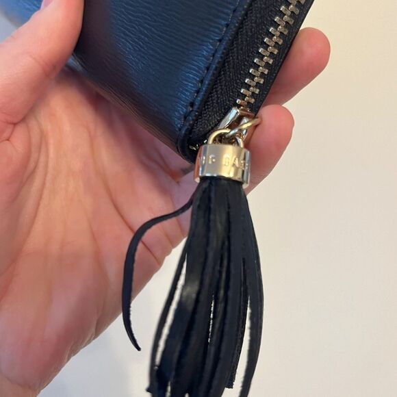 NWOT Ted Baker Robyna Tassel Zip Around Continental Wallet - Picture 4 of 9